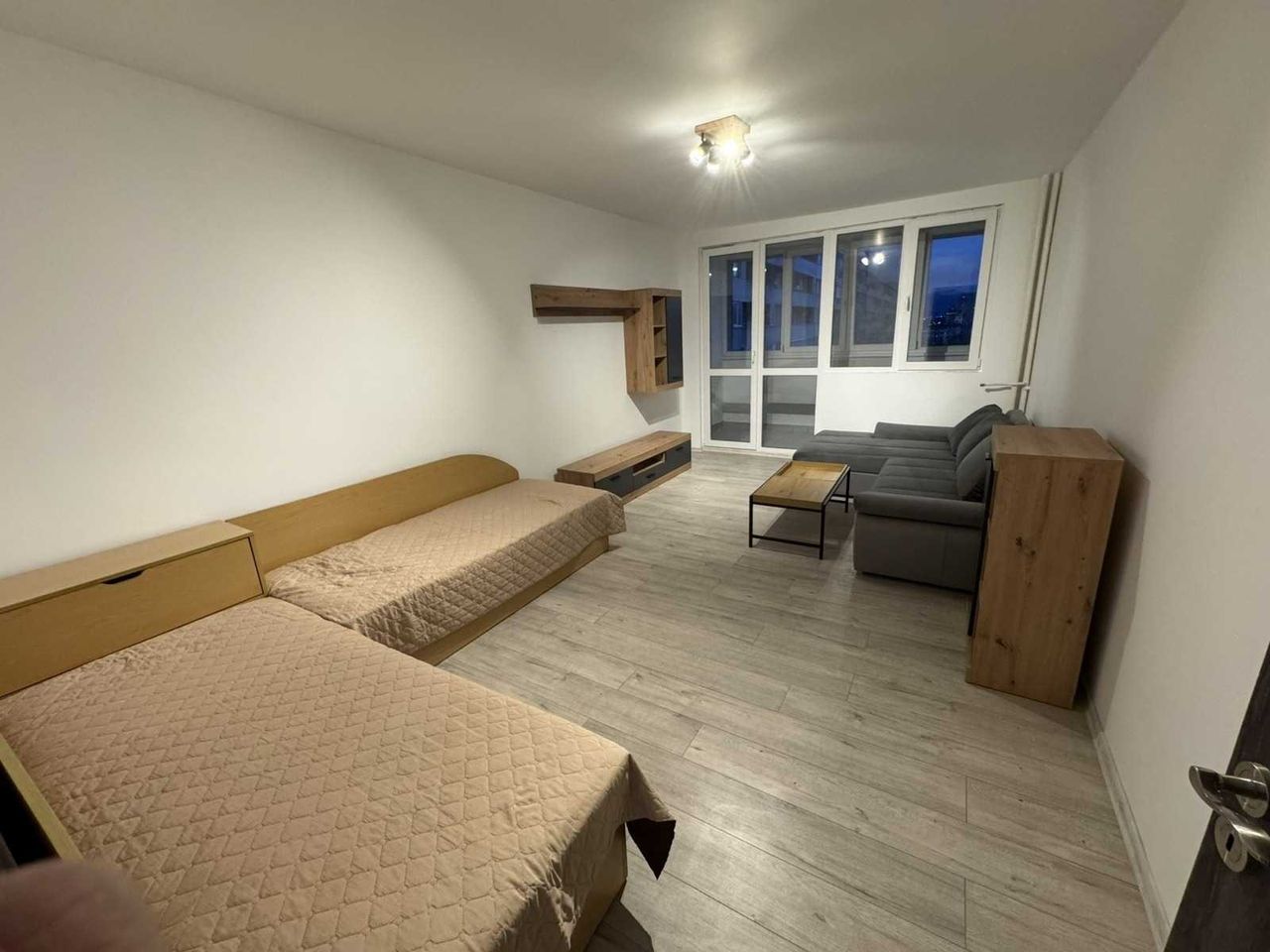 Дава се под наем Тристаен апартамент в София, Младост 1 - 78 кв.м за 700 € - Снимка #12