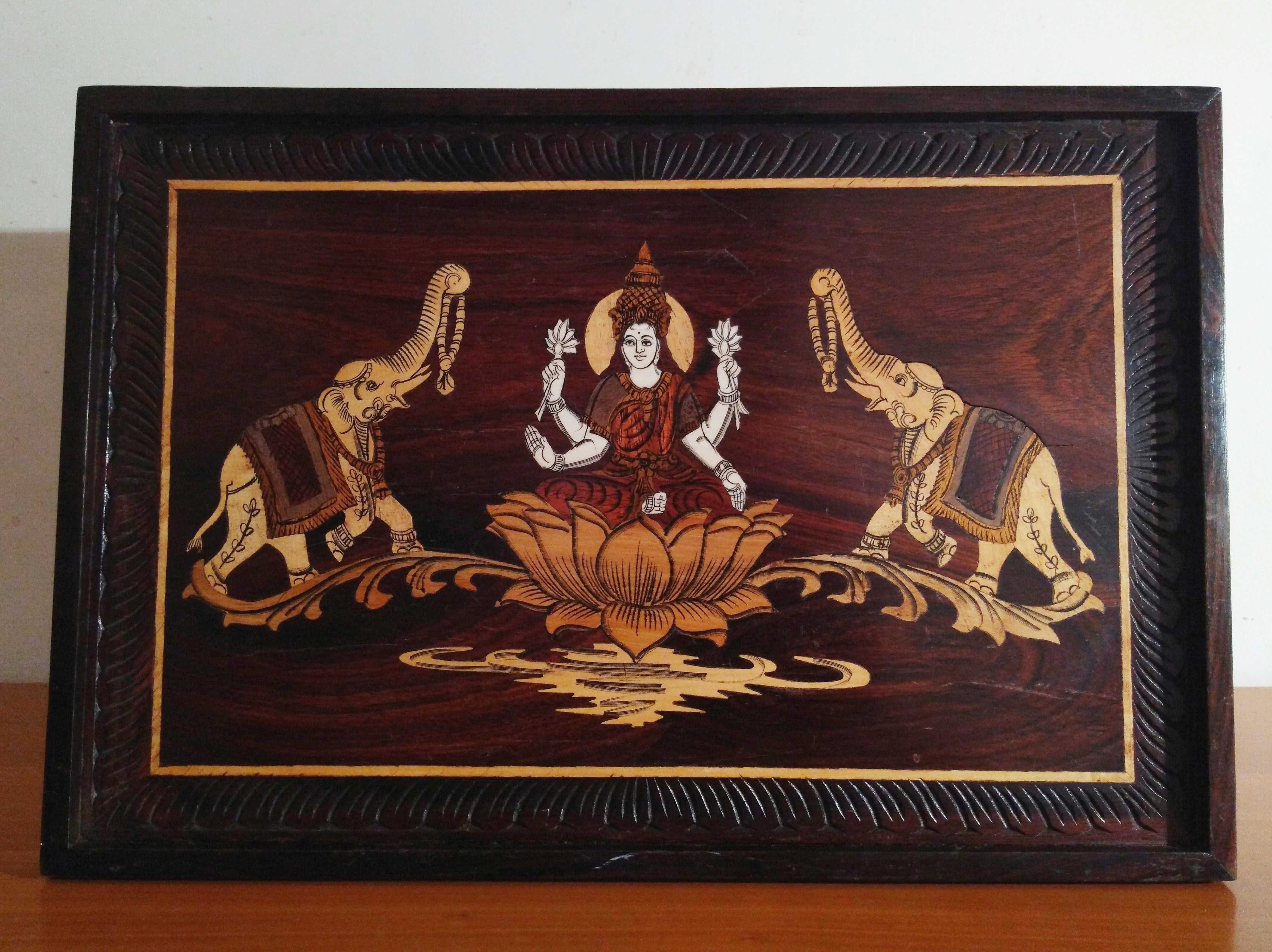 Platou asiatic Feng Shui cu Lakshmi si Elefanti |lemn sculptat| Vechi