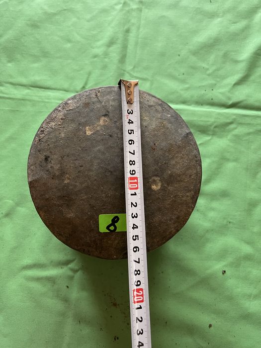 Антикварен меден менец