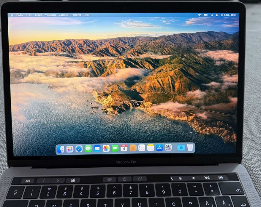 Apple MacBook Pro 13" 2017, 4 Thunderbolt, Touch bar, personal