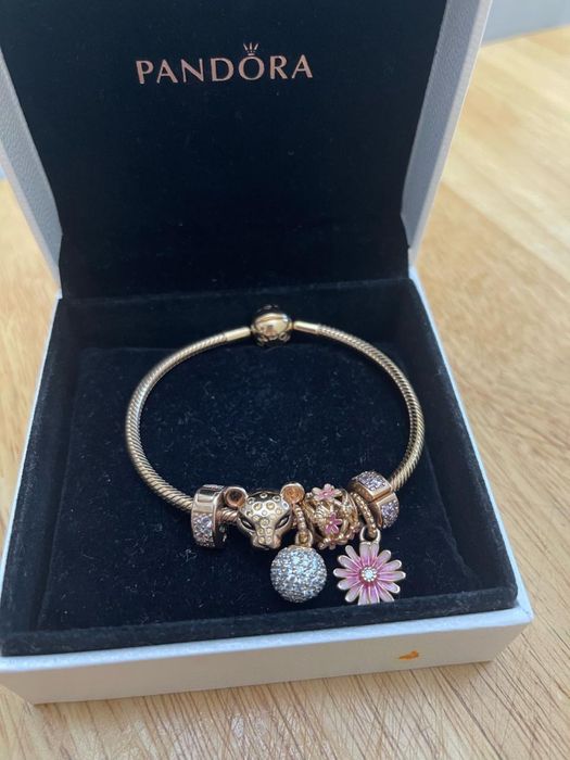 Браслет Pandora розовый с шармами оригинал