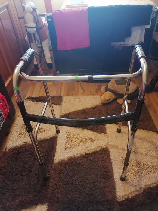 Cadrumetalic medical (nou în folie)