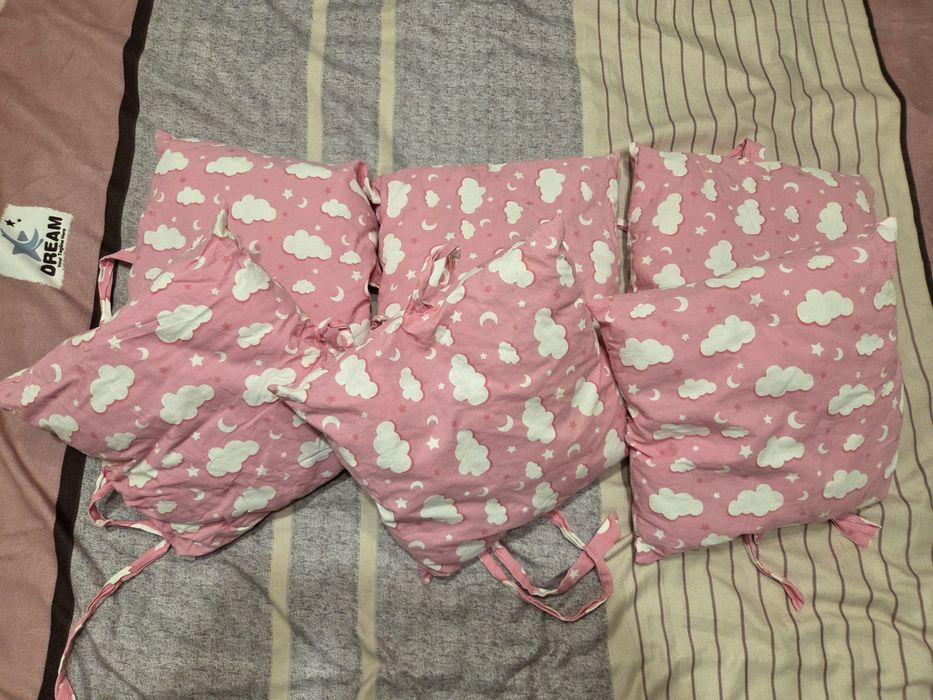 Продаются бортики для детской кроватки