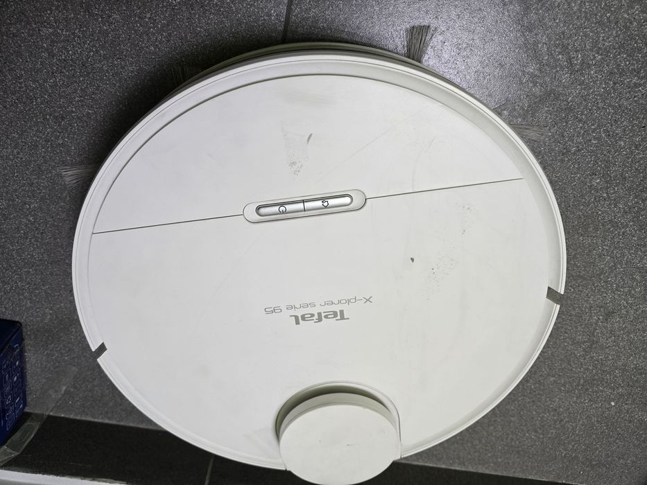 Робот- пылесос Tefal (г Семей, ул Засядко88)лот 209406