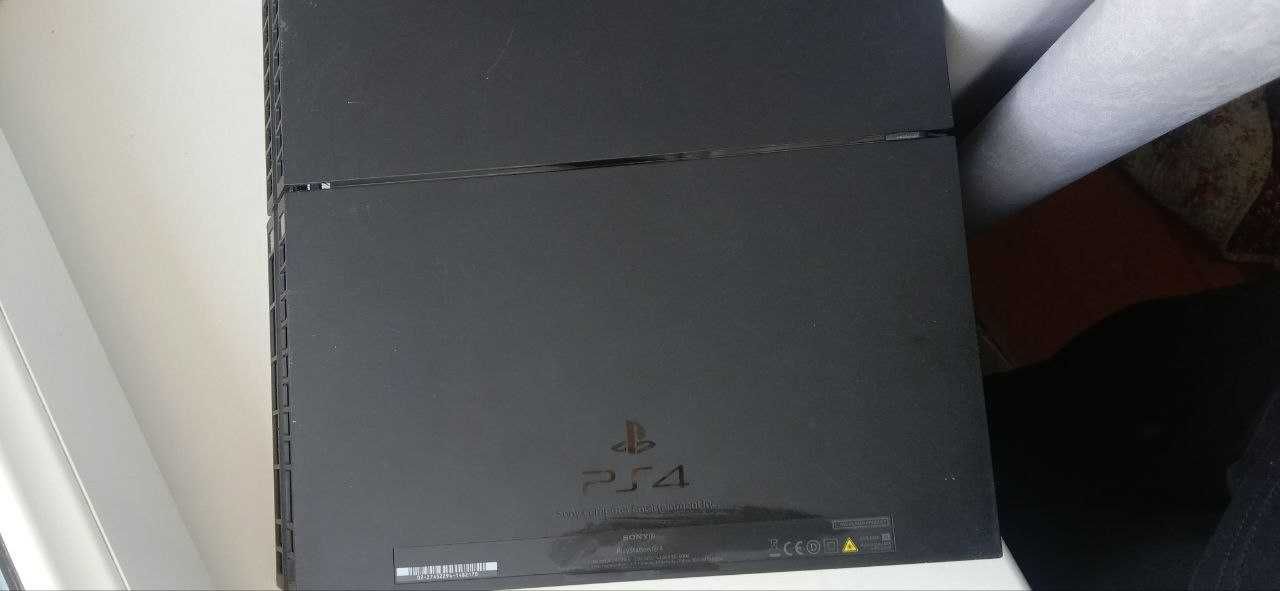 PlayStation 4  чистий