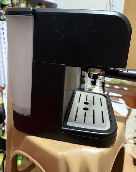 Кафе машина AIGO