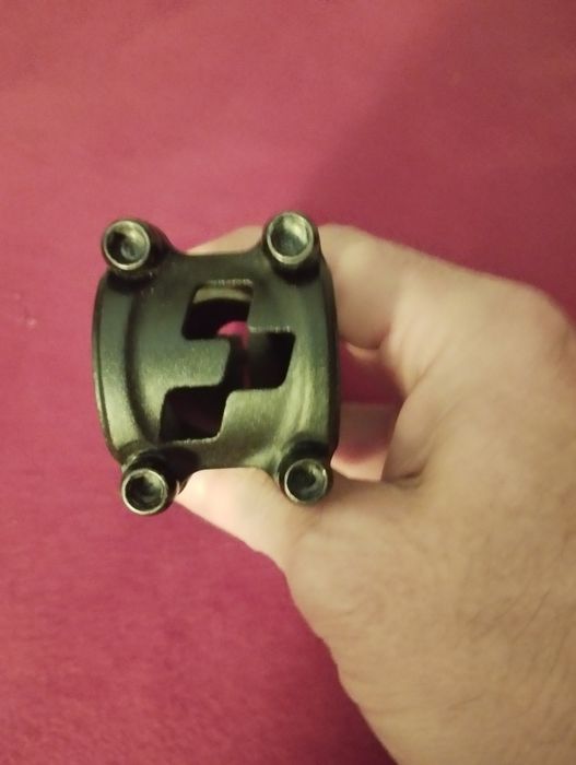 Vând pipă cursiera