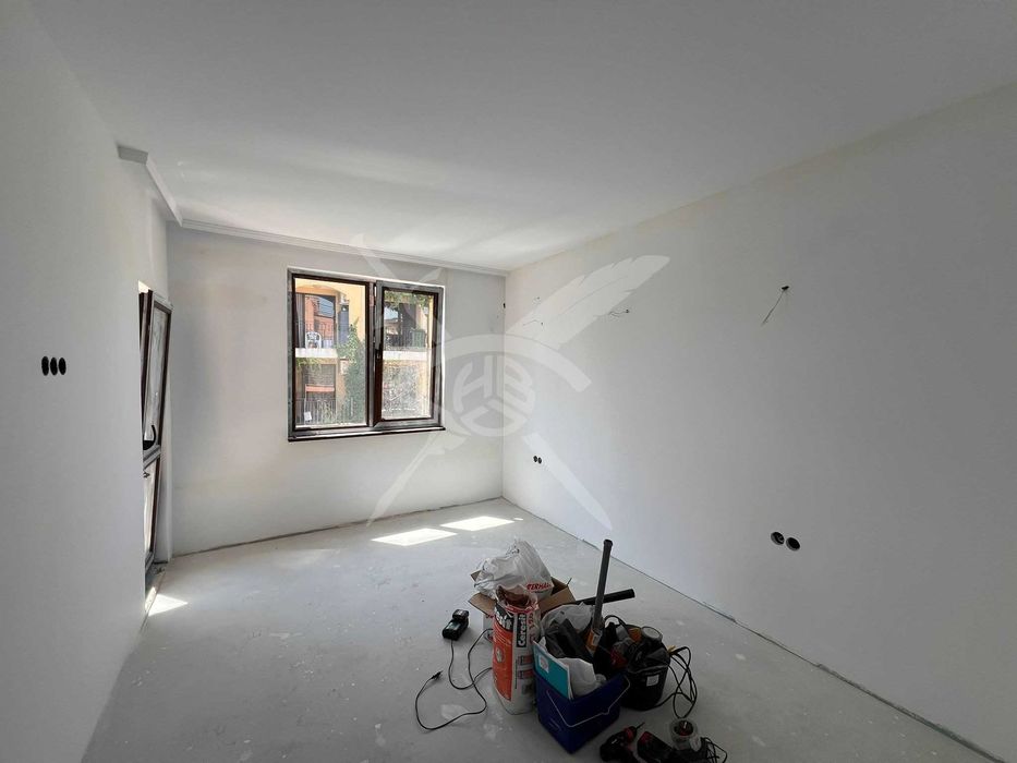 Продава се Тристаен апартамент в Свети Влас - 92 кв.м за 1555 €/кв.м - Снимка #2