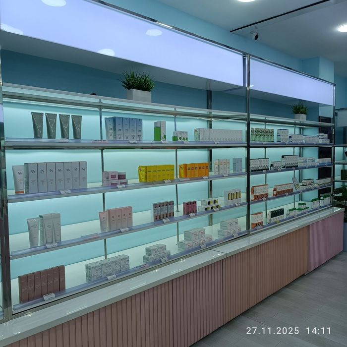 Продаю торговые стеллажи для магазина