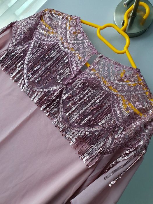 Rochie roz pudra cu paiete