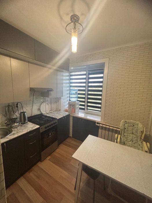 Срочно продам 2 комнатную квартиру, в самом центре города