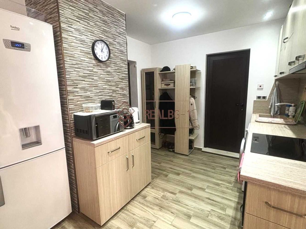 Продава се Едностаен апартамент в Балчик - 48 кв.м за 1146 €/кв.м - Снимка #3