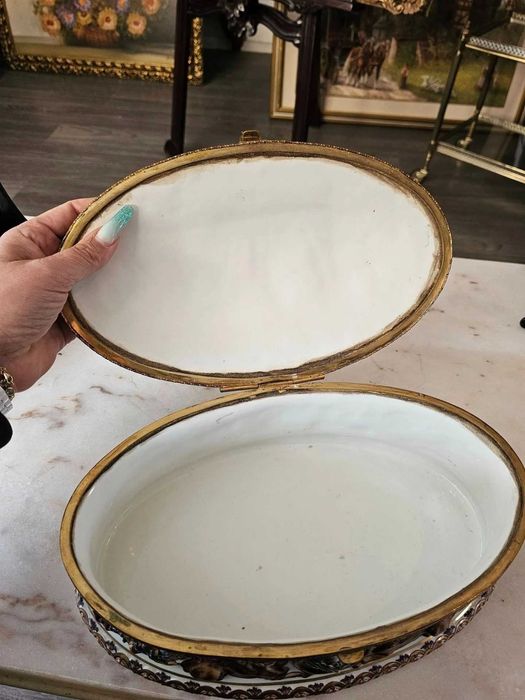 Casetă deosebită"Capo di Monte