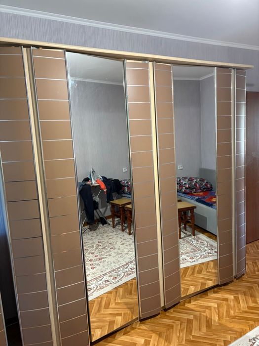 Продается спальный гарнитур