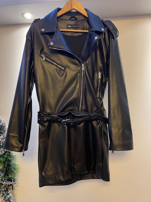 Кожена рокля ZARA