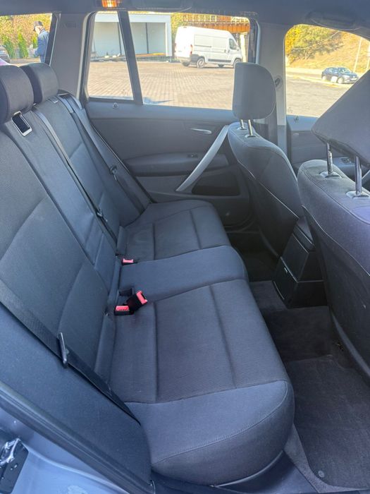 Proprietar  BMW X3 2.0d 150Cp XDRIVE 2019 euro 4 272000 km