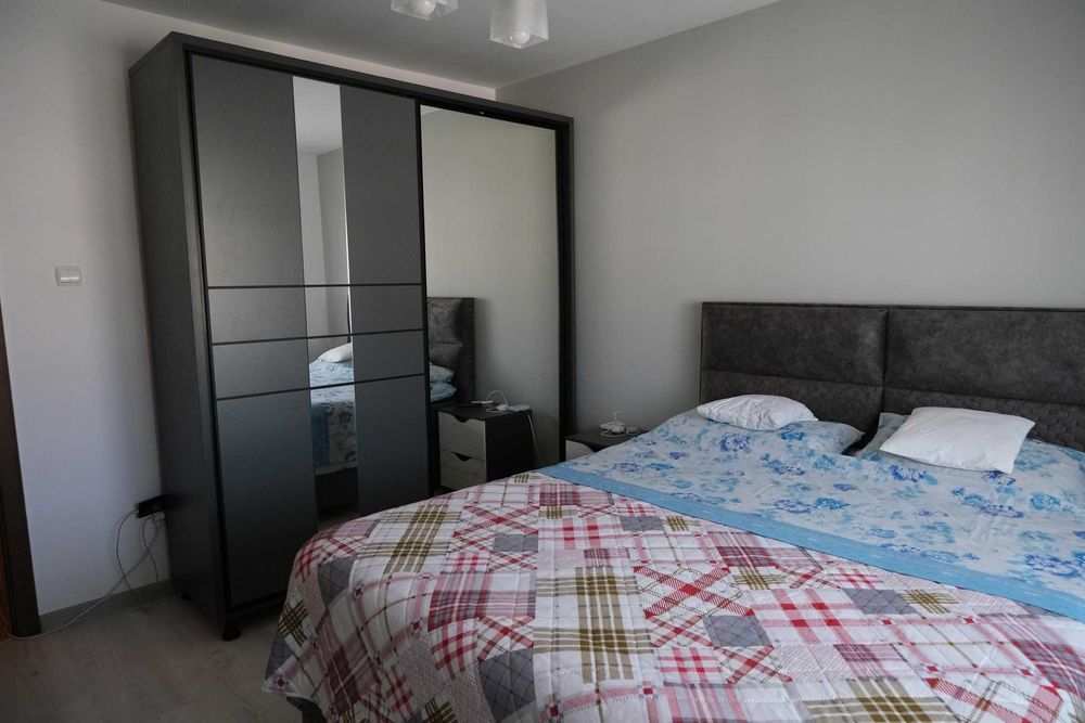 Vand apartament 3 camere