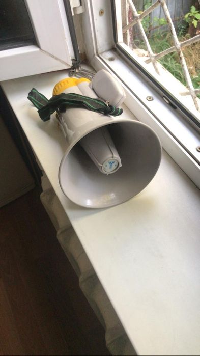 Продам громкоговоритель бу