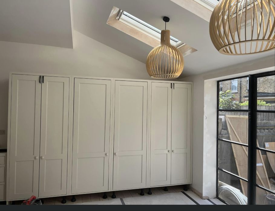 Constructii case la cheie sau la rosu , Renovari , Interioare ,