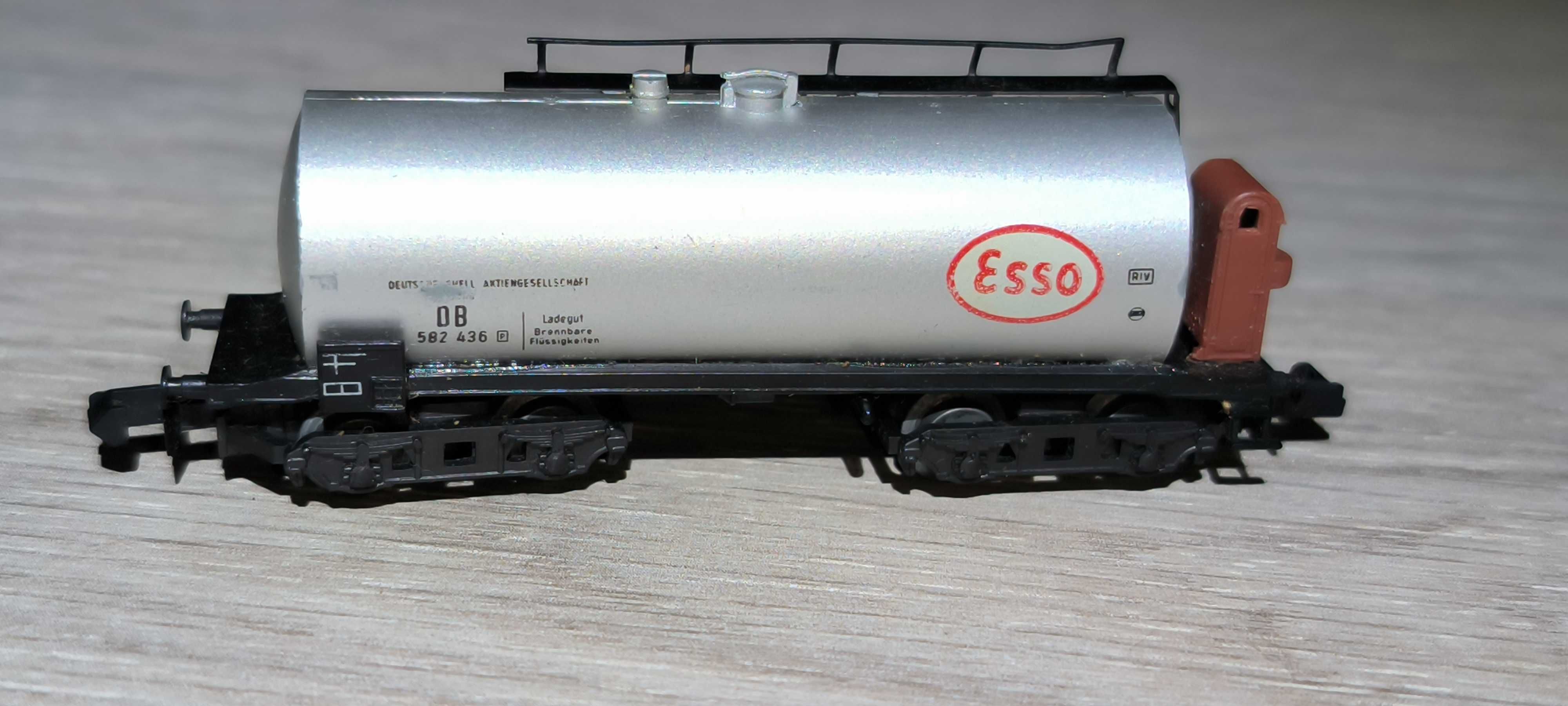 locomotive vagoane scara n 9 mm - pt. trenulet electric