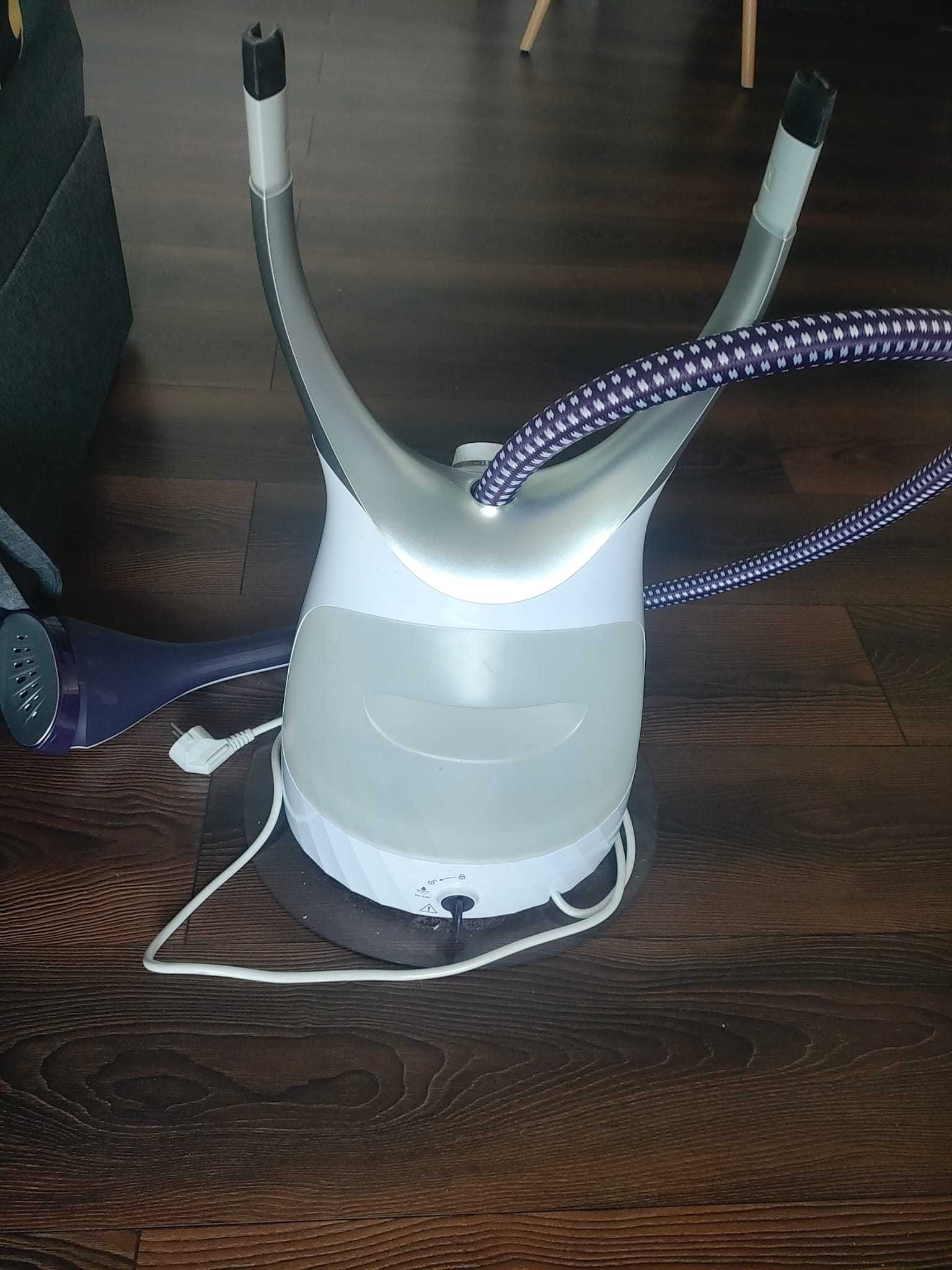 Statie de calcat vertical Philips
