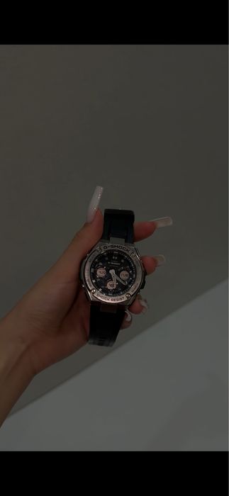 Продам мужские наручные часы