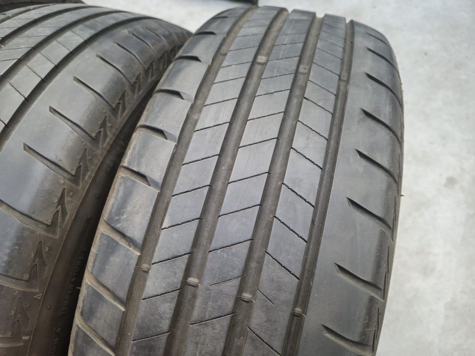 4 anvelope vara Bridgestone 225 65 17 stare buna