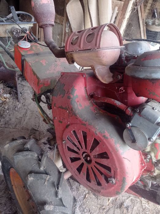 Мотоколтиватор руски