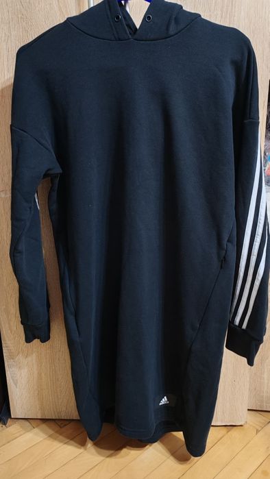 Дамска спортна рокля Adidas