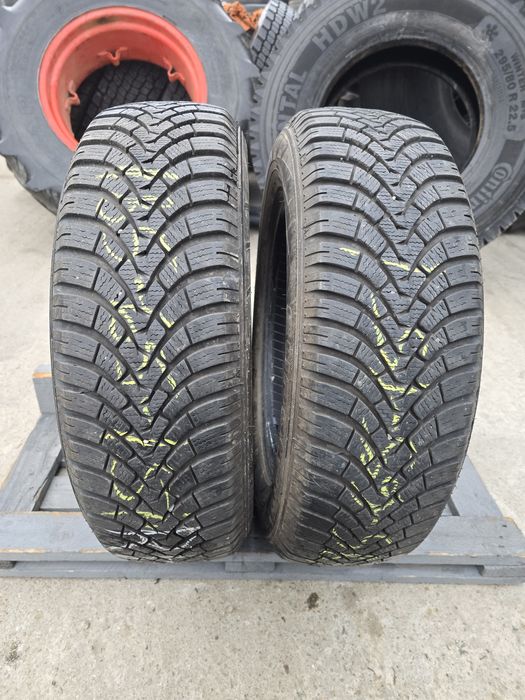 Anvelope de iarna 185-65r15 Falken
