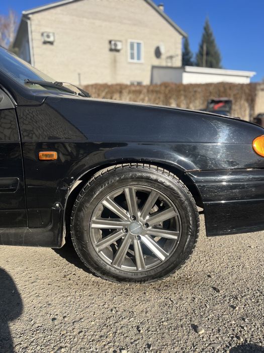 Продам камрики R15 в хорошем состояний