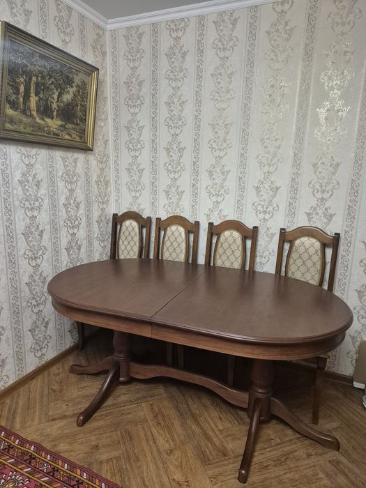 Продам стол. Раздвижной