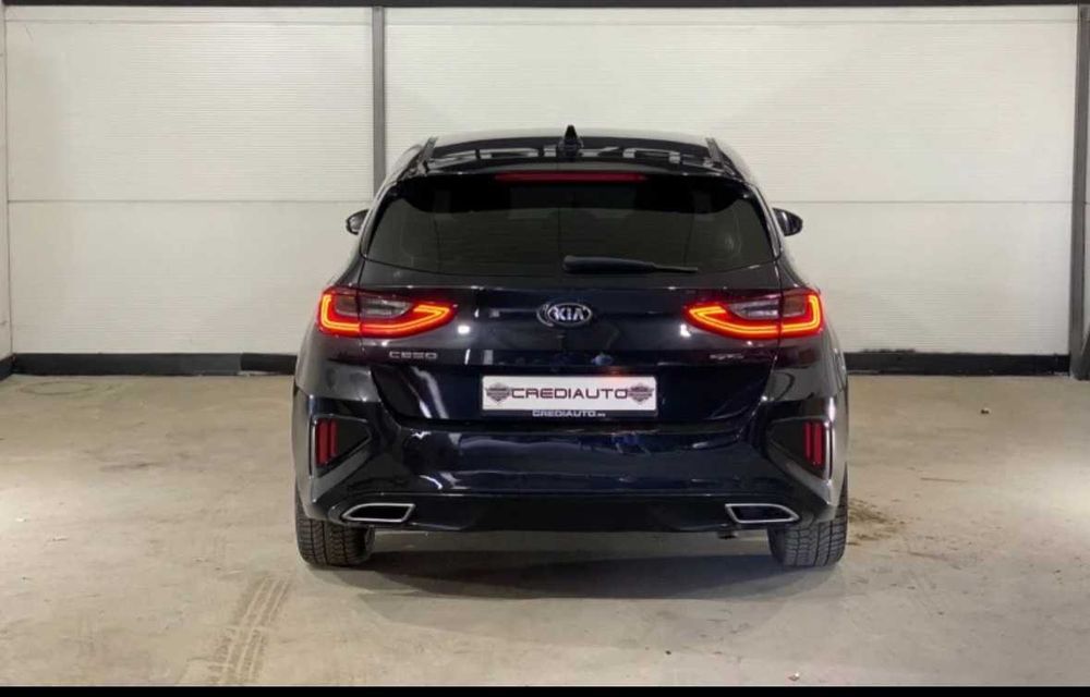 лек автомобил KIA Ceed 2019