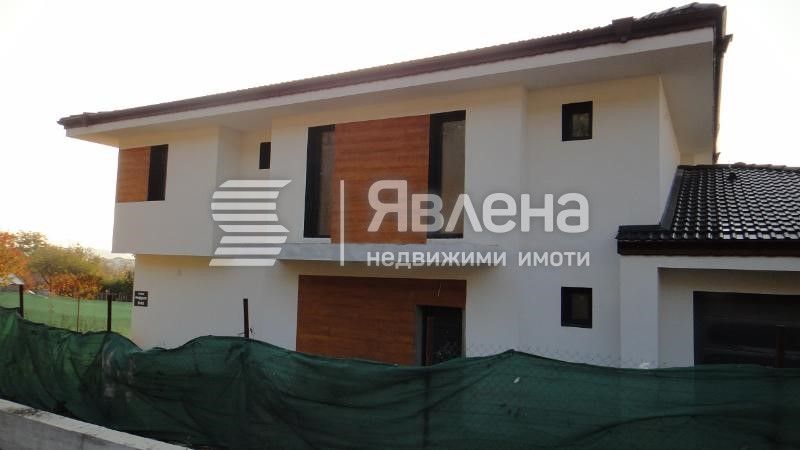 Продава се Къща в Варна, Виница - 340 кв.м за 1289 €/кв.м - Снимка #1