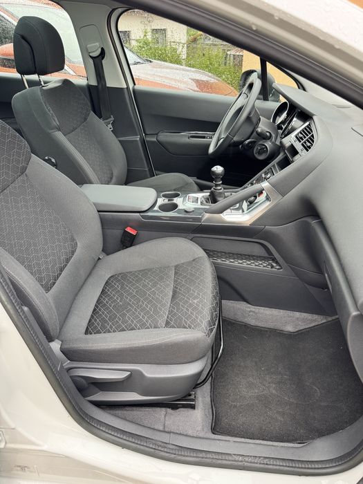 Peugeot 3008 panoramic 142.261Km reali!