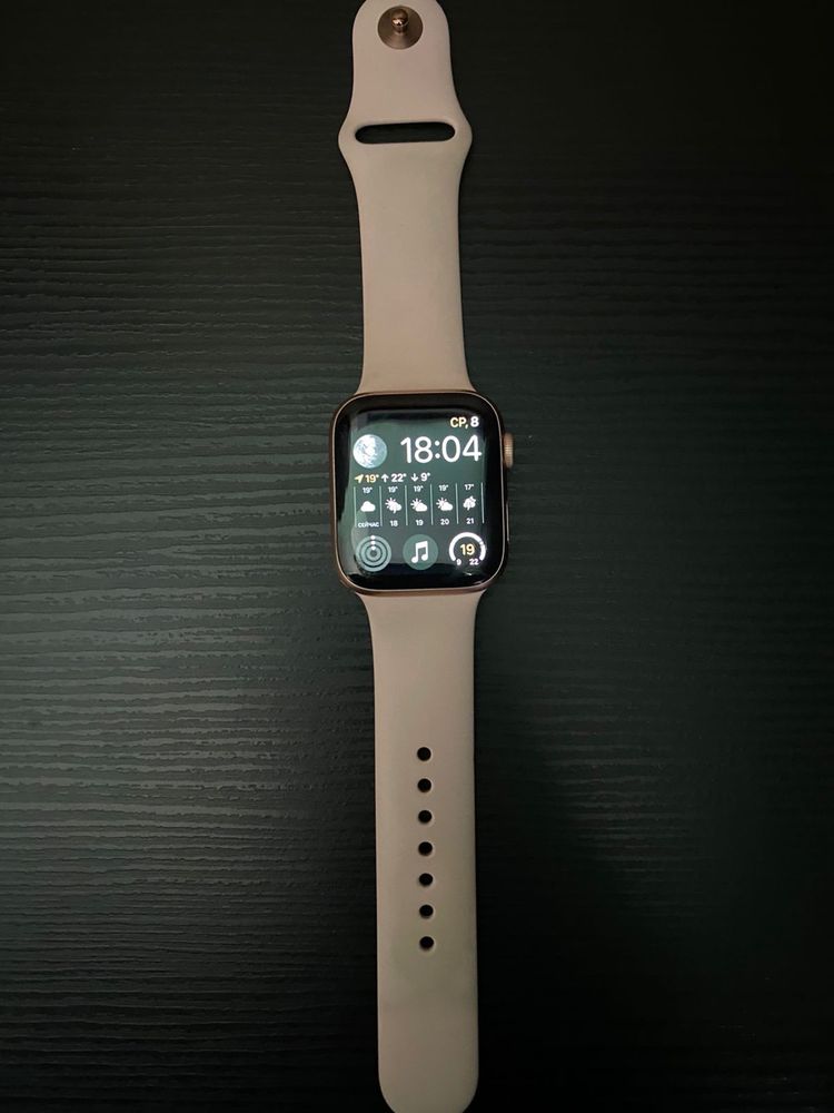 Apple watch 4 series 44m