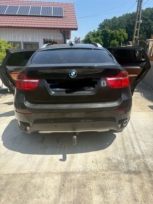 Bmw x 6 . Masina este cu 5 locuri