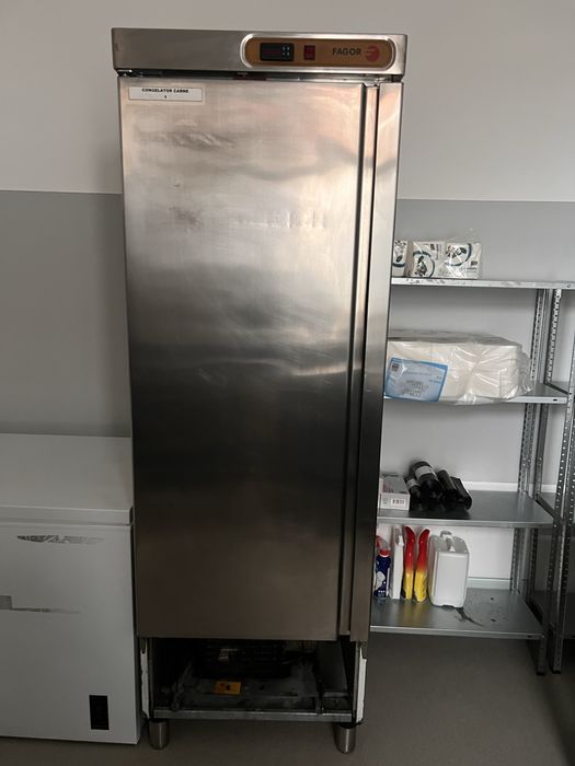 Utilaje restaurant bucatarii Second Hand in stare foarte buna