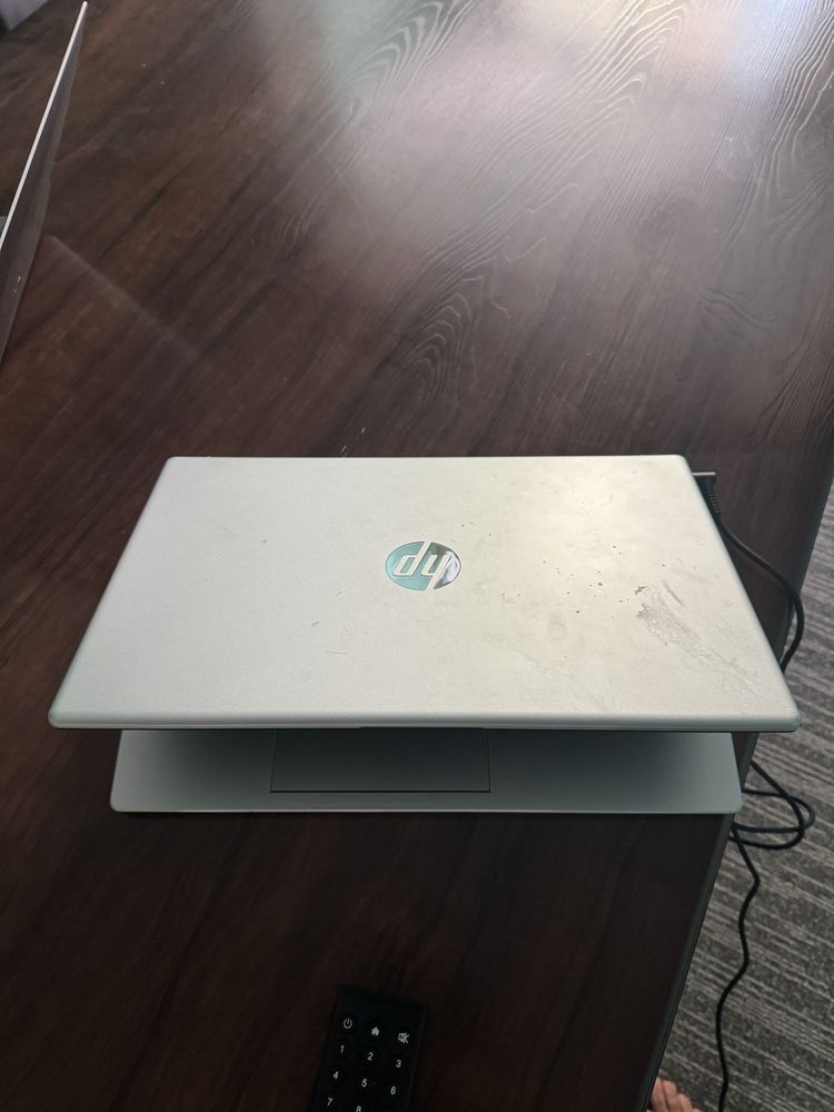 HP Laptop – Core i5 | 8GB RAM | 512GB SSD | Windows 11 | Hujjatli