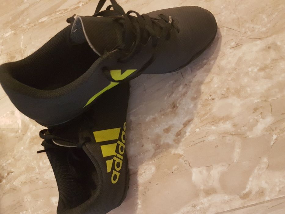 Adidas fotbal mărimea 39
