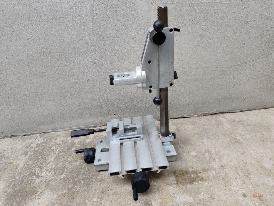 Suport bormașină cu masă reglabilă, Germania