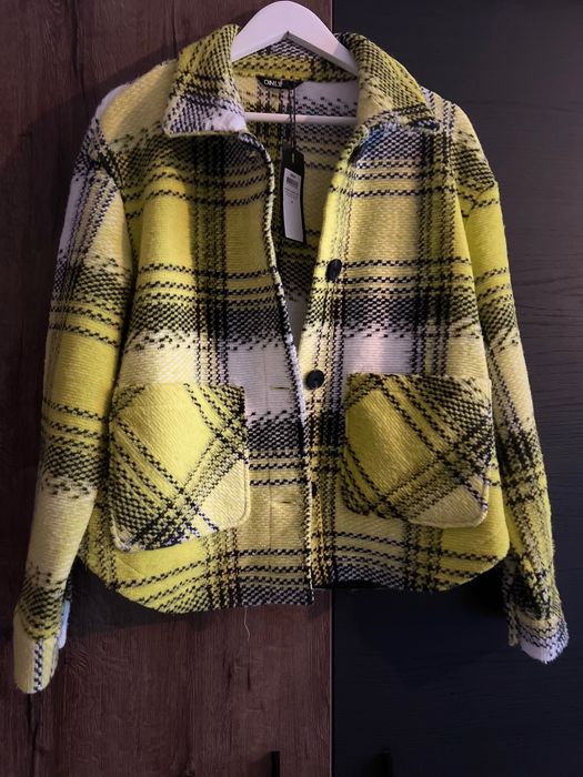 Ново яке тип риза в размер М