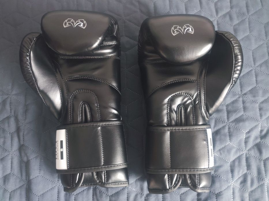 Боксови ръкавици RIVAL