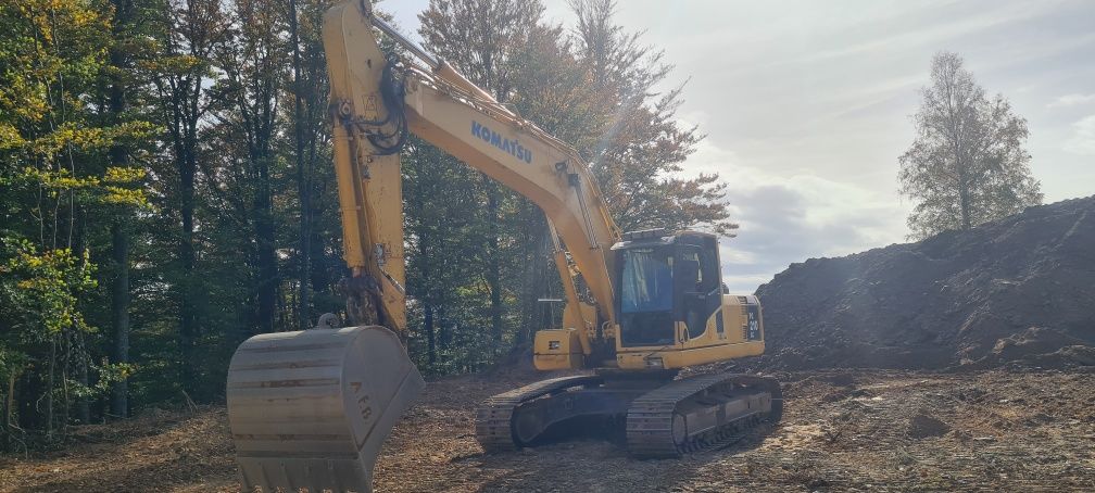 Excavator pe senile Komatsu PC210