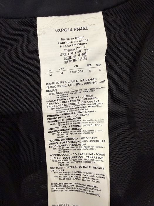 Vand costum de ski Armani EA7 marimea M/L