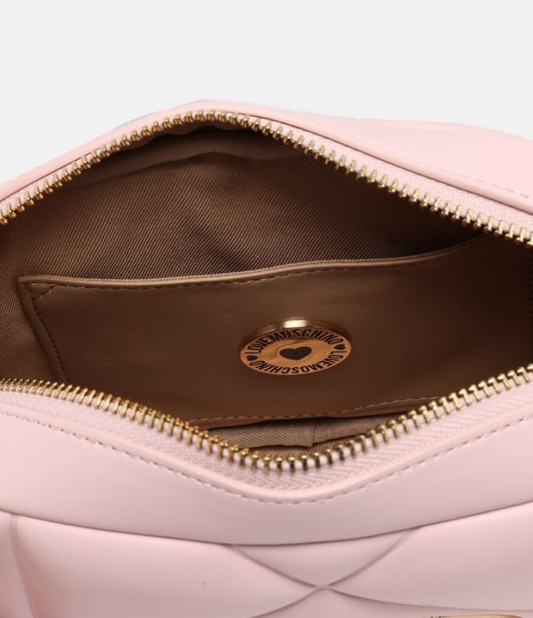 Moschino ест.кожа чисто нова чанта