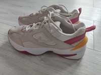 Nike M2K Tekno
Dama