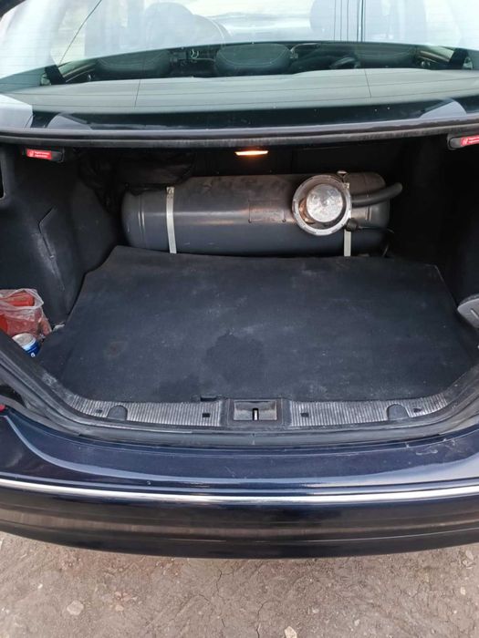 Mercedes C200 compressor