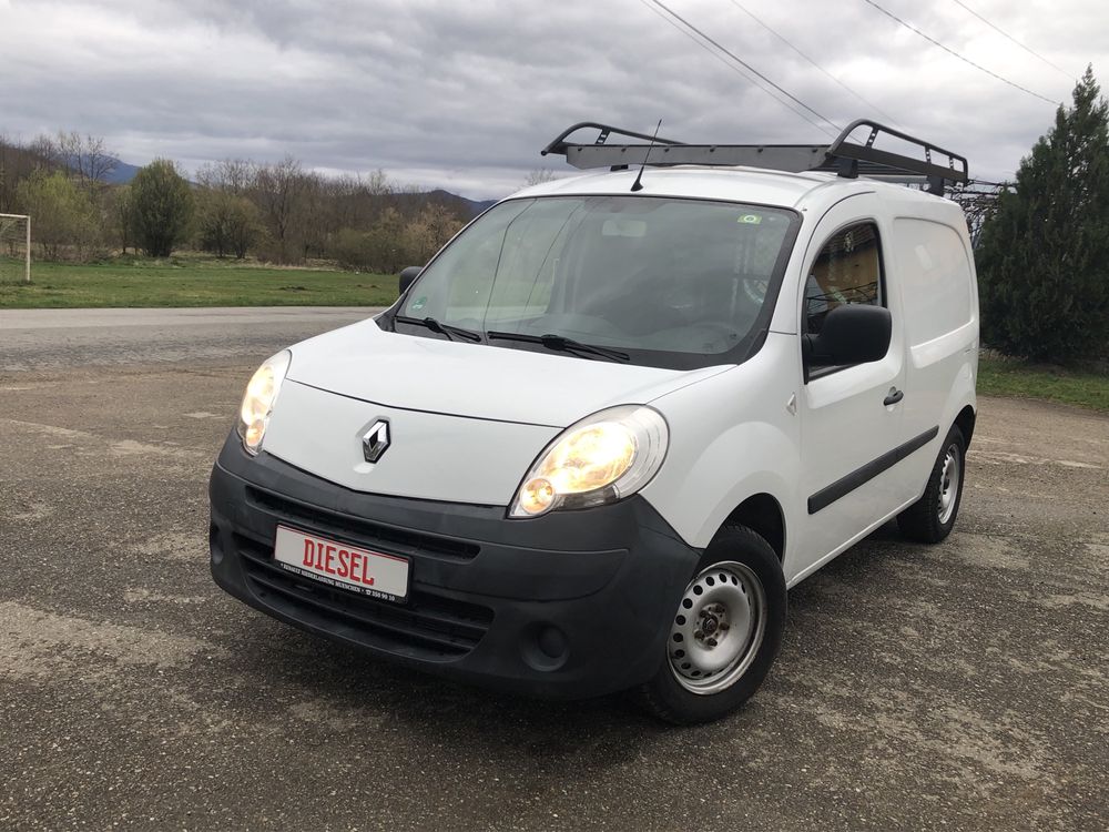 Vand Renault Kangoo 1.5 Diesel dCi 102000 Km 100%reali IMPECABIL