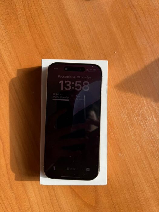 iPhone 16 pro с гарантией